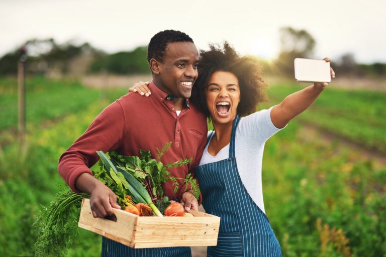 The Pros and Cons of Monoculture vs. Polyculture Farming
